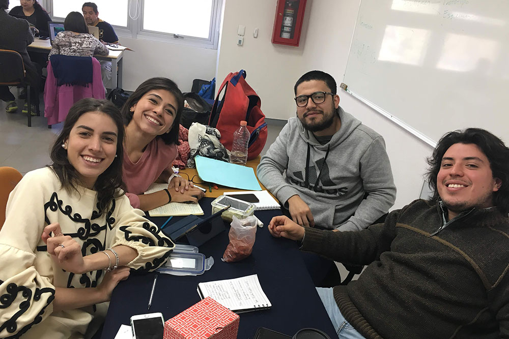 Primer Campamento de Innovación y Emprendimiento en la Facultad de Química