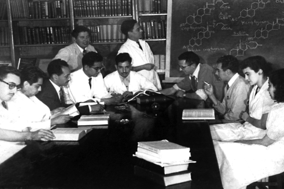 Primer Campamento de Innovación y Emprendimiento en la Facultad de Química