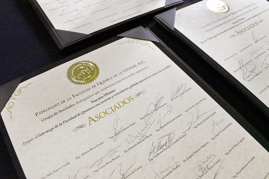 Se Integra grupo de distinguidos Asociados al Patronato de la FQ a 30 años de su fundación